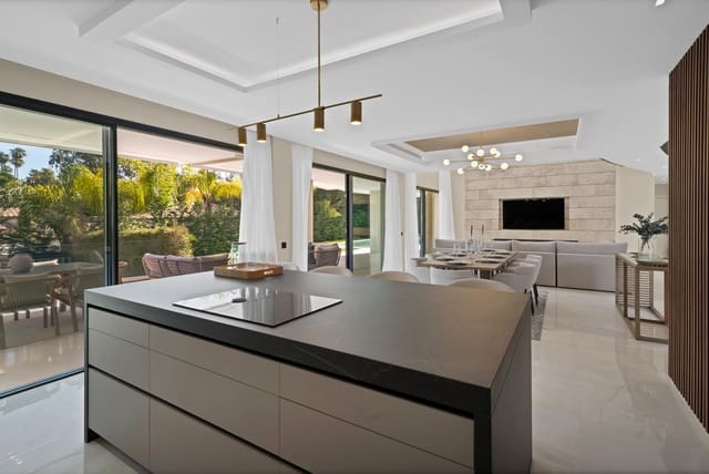 5 camera da letto Villa da affittare in Los Naranjos, Marbella con piscina garage - 30.000 € (Rif: 9868826)