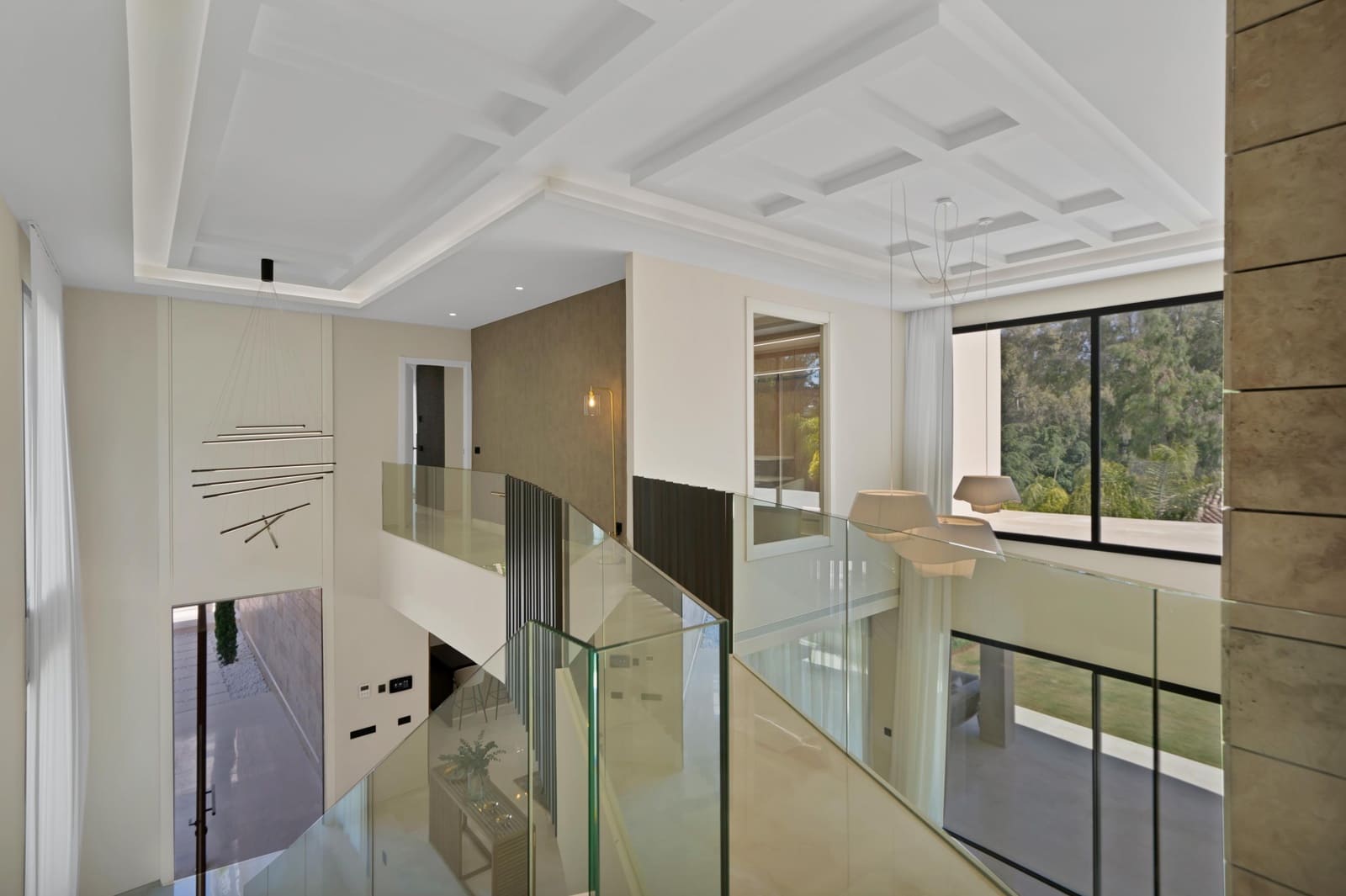 5 sypialnia Willa do wynajęcia w Nueva Andalucia z basenem garażem - 30 000 € (Ref: 9868826)