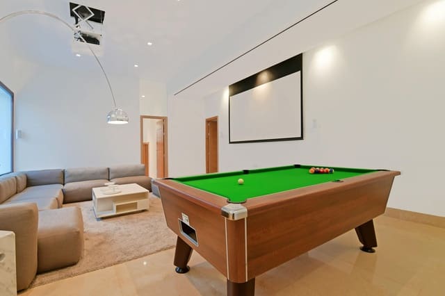 7 bedroom Villa for sale in Marbella with pool garage - € 4,400,000 (Ref: 9868829)