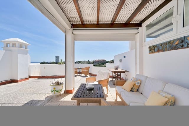 2 soveværelse Penthouse til leje i Río Real, Marbella med swimmingpool - € 2.000 (Ref: 9873707)