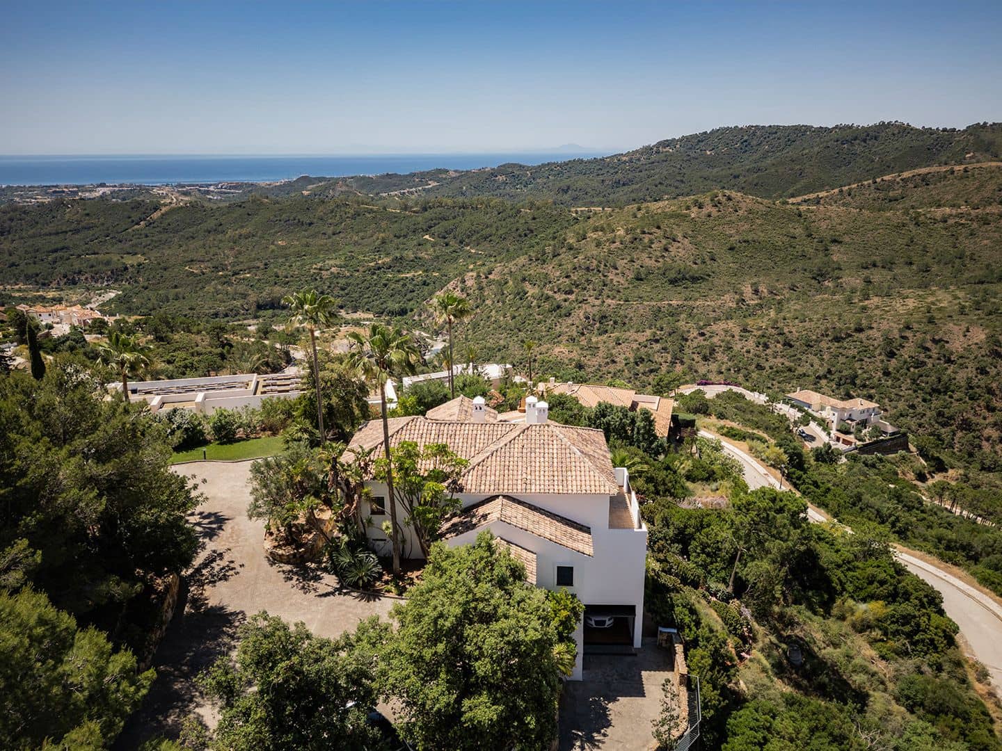5 sovrum Villa till salu i Benahavis med pool garage - 1 795 000 € (Ref: 9885029)