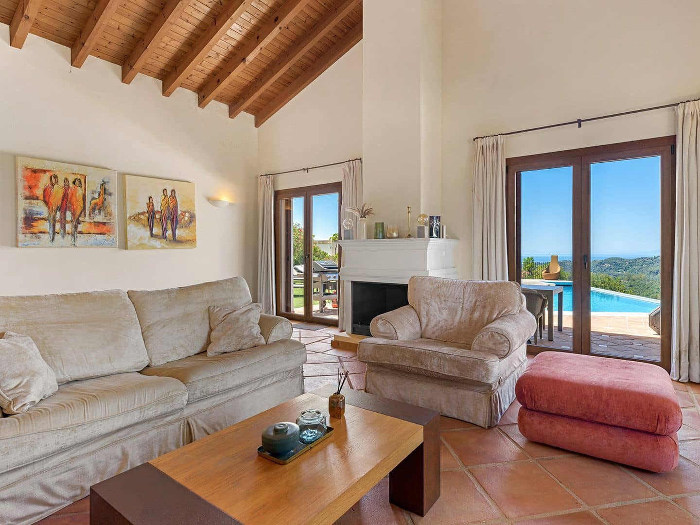 5 sovrum Villa till salu i Benahavis med pool garage - 1 795 000 € (Ref: 9885029)
