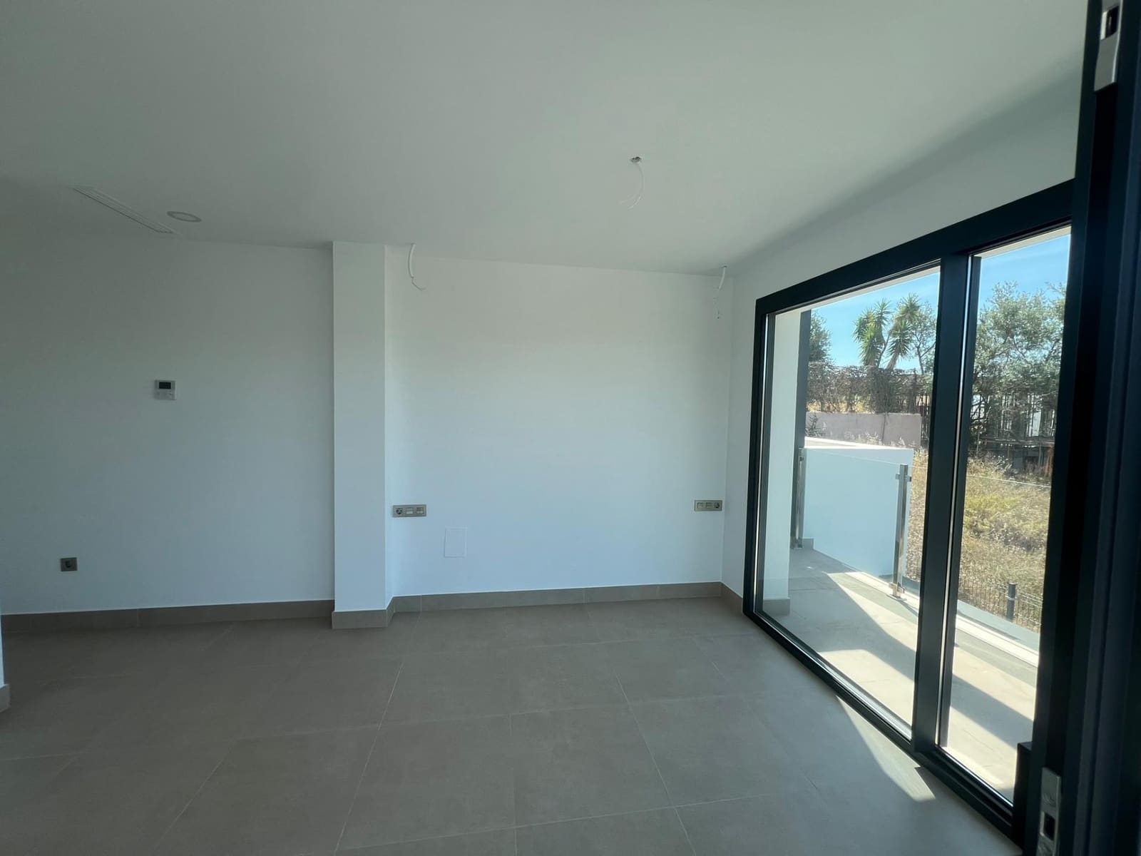 3 soverom Villa til salgs i Mijas med svømmebasseng garasje - € 1 450 000 (Ref: 9890577)