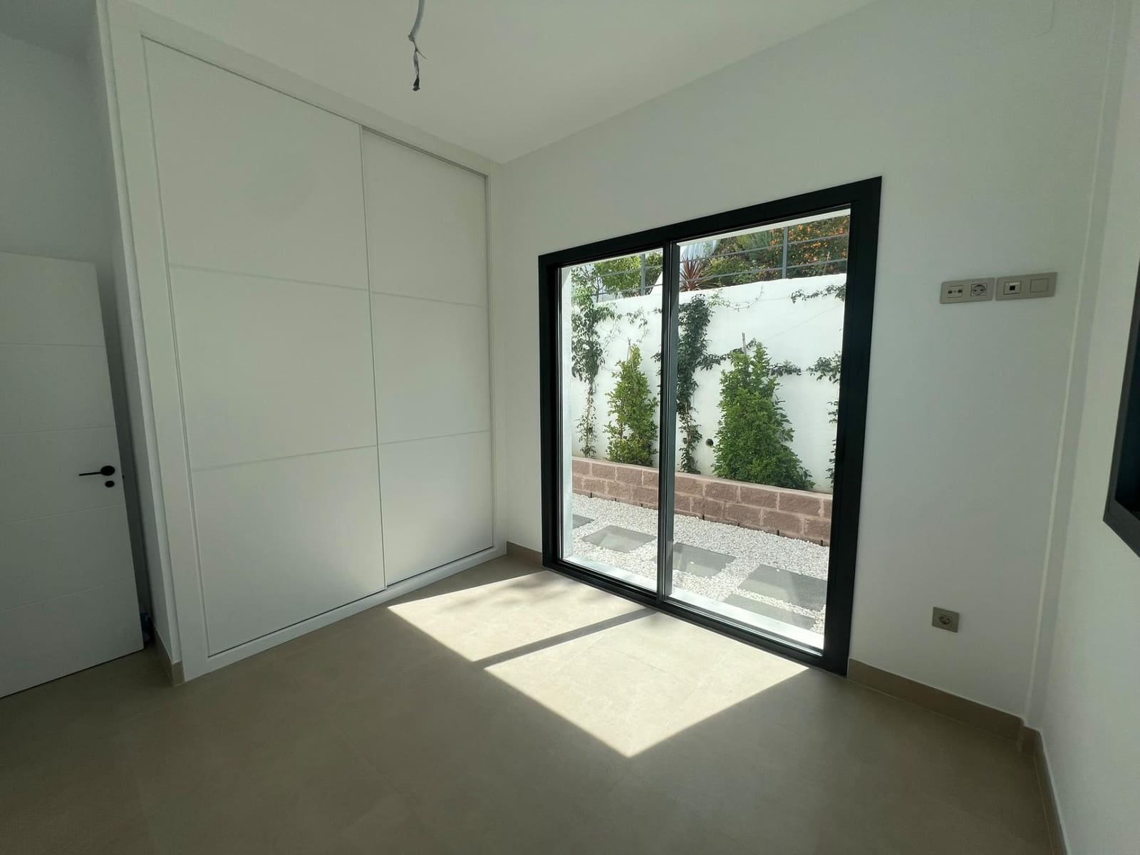 3 bedroom Villa for sale in Mijas with pool garage - € 1,450,000 (Ref: 9890577)