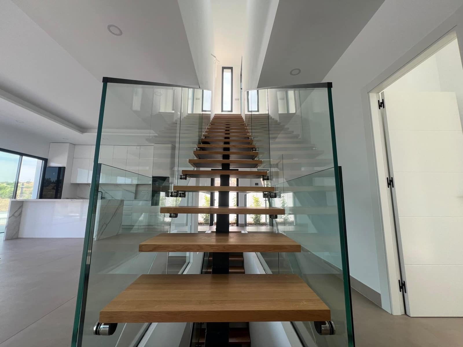 3 bedroom Villa for sale in Mijas with pool garage - € 1,450,000 (Ref: 9890577)