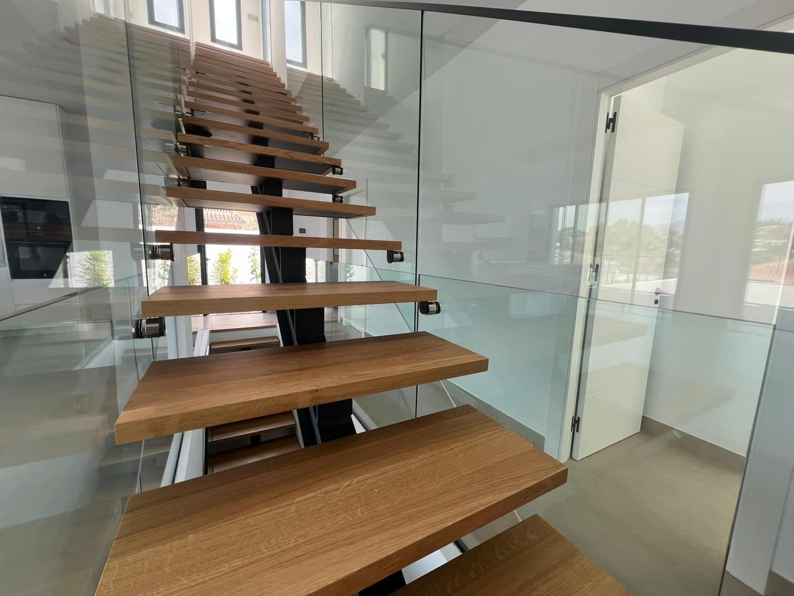 3 bedroom Villa for sale in Mijas with pool garage - € 1,450,000 (Ref: 9890577)
