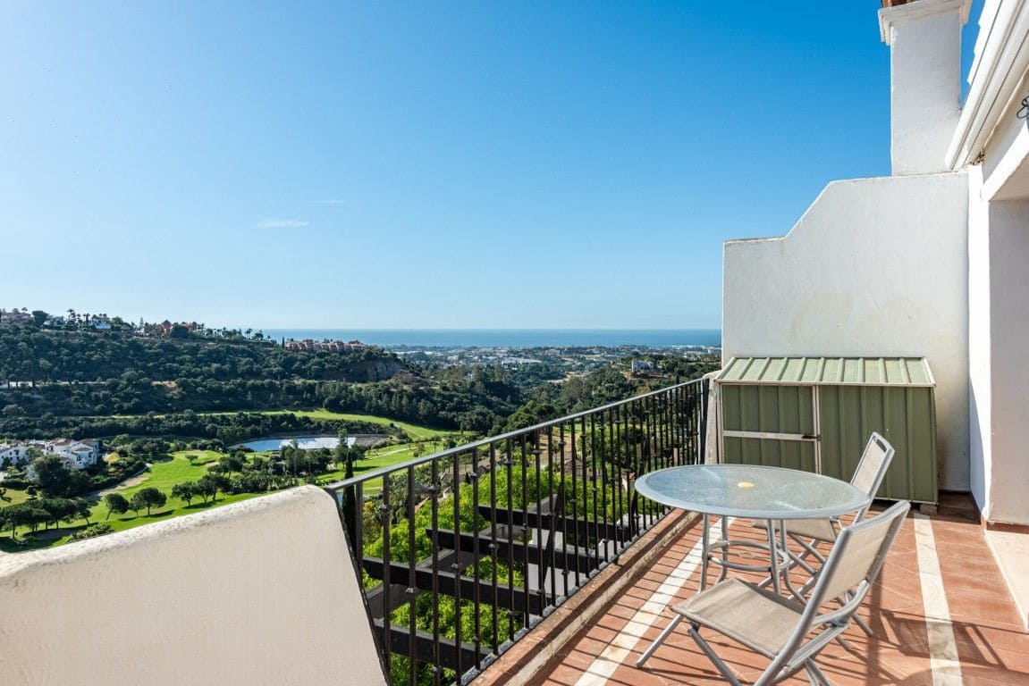 3 sovrum Lägenhet till salu i Benahavis med pool garage - 549 000 € (Ref: 9892564)