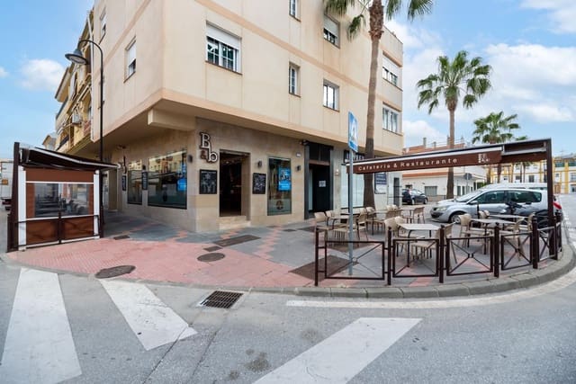 Gästhus/B & B till salu i Las Lagunas de Mijas, Mijas - 580 000 € (Ref: 9894085)