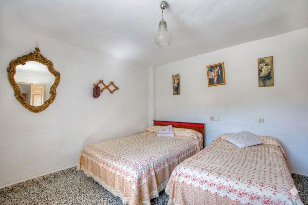 3 quarto Quinta/Casa Rural para venda em Canillas de Aceituno com garagem - 195 000 € (Ref: 9903834)
