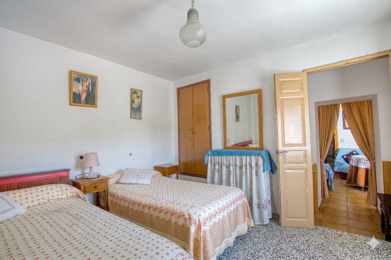 3 quarto Quinta/Casa Rural para venda em Canillas de Aceituno com garagem - 195 000 € (Ref: 9903834)
