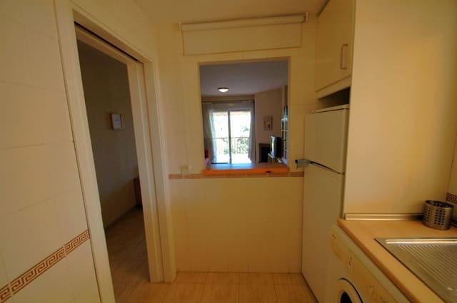 1 bedroom Apartment for rent in Sitio de Calahonda, Mijas with pool garage - € 900 (Ref: 9913667)