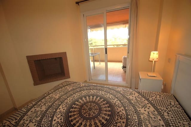 1 bedroom Apartment for rent in Sitio de Calahonda, Mijas with pool garage - € 900 (Ref: 9913667)