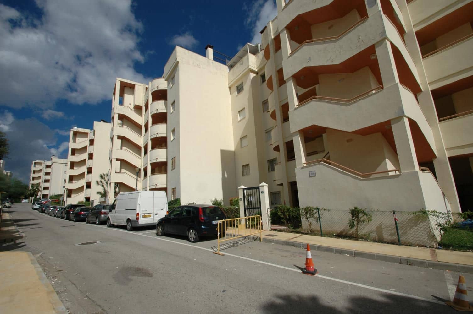 1 bedroom Apartment for rent in Sitio de Calahonda with pool garage - € 900 (Ref: 9913667)