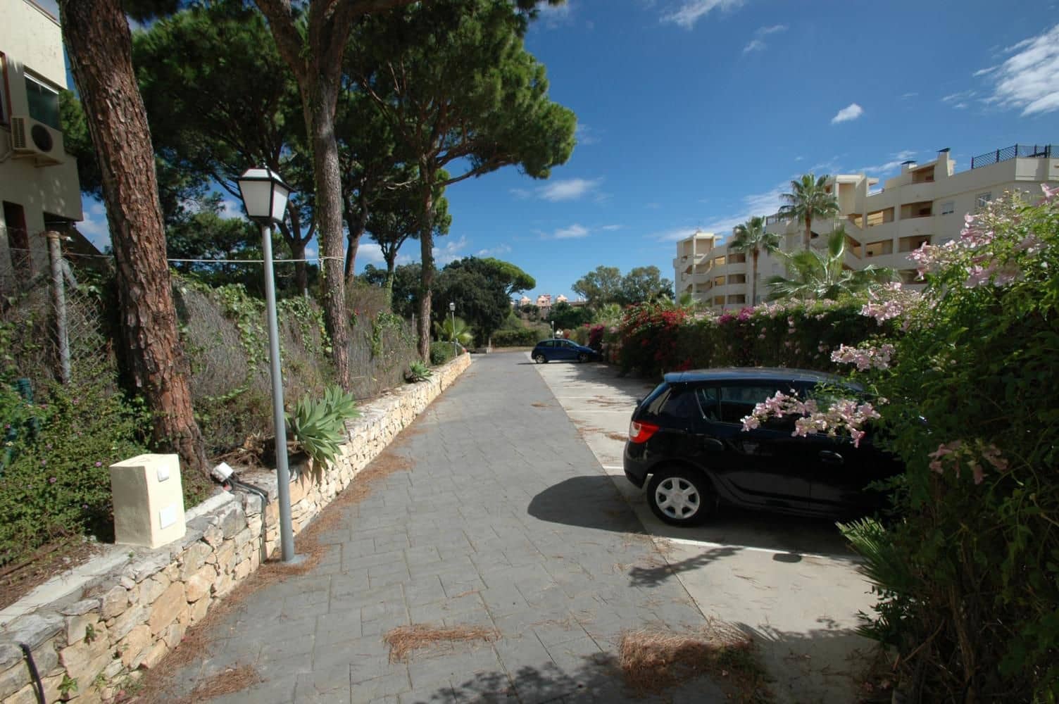 1 bedroom Apartment for rent in Sitio de Calahonda with pool garage - € 900 (Ref: 9913667)