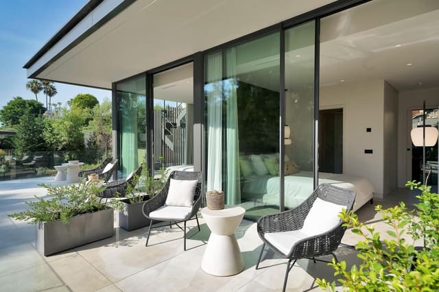 6 slaapkamer Villa te koop in Los Naranjos, Marbella met zwembad garage - € 4.649.000 (Ref: 9913668)