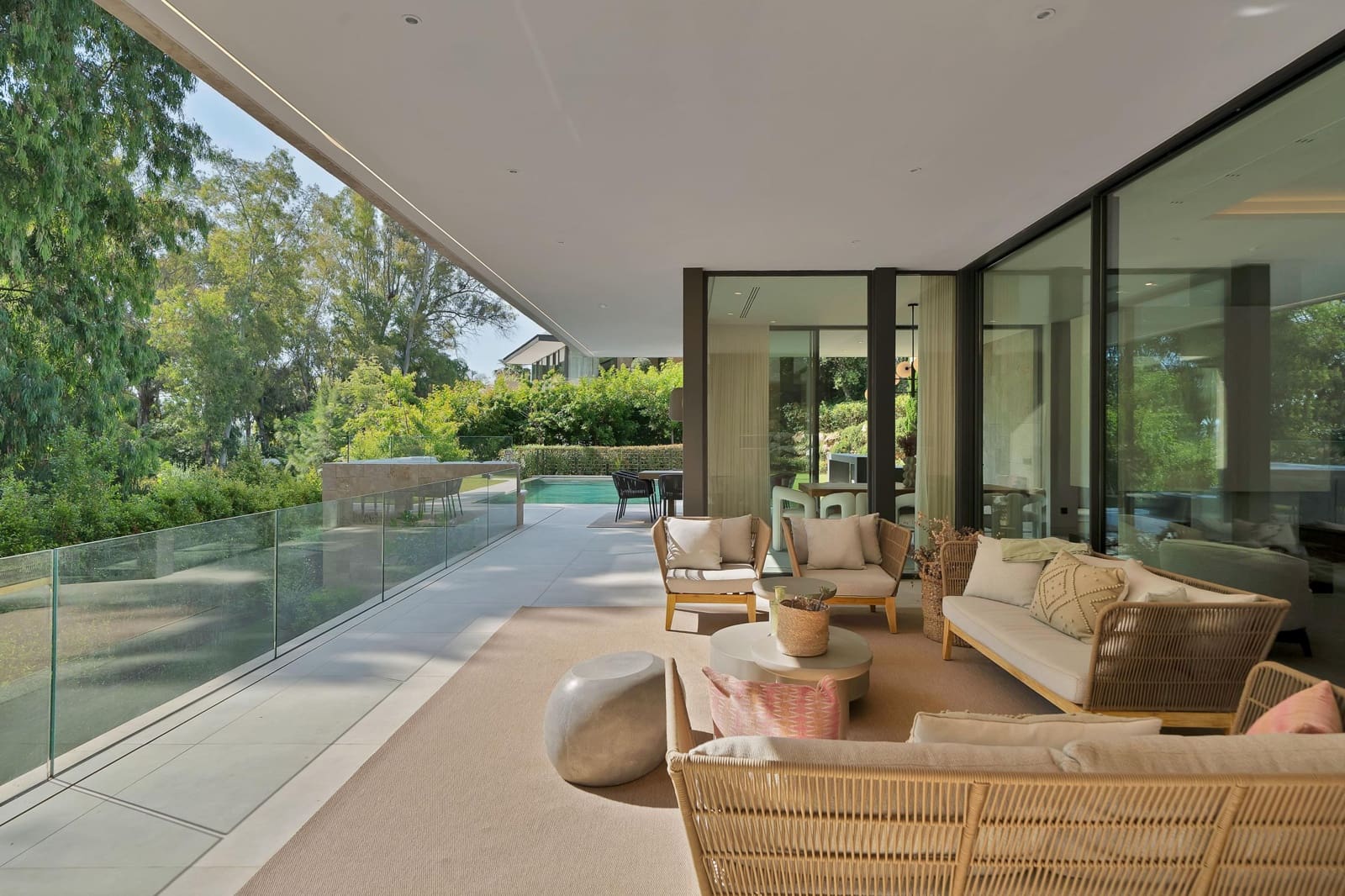 6 sovrum Villa att hyra i Nueva Andalucia med pool garage - 30 000 € (Ref: 9920620)