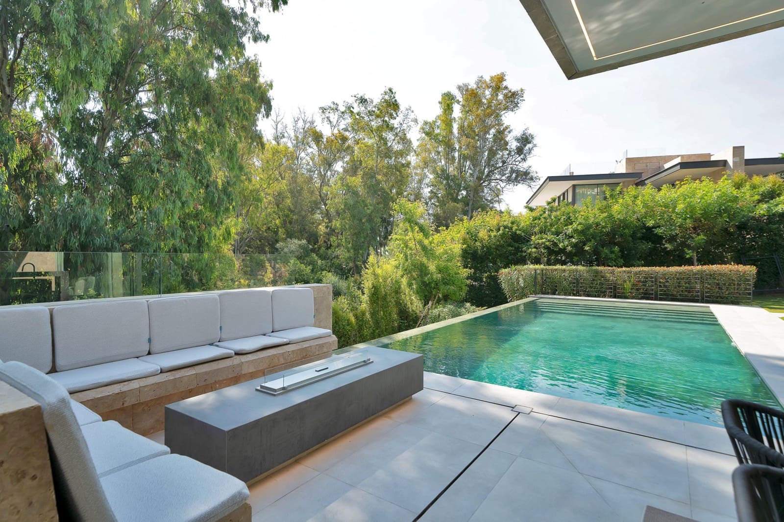 6 sovrum Villa att hyra i Nueva Andalucia med pool garage - 30 000 € (Ref: 9920620)