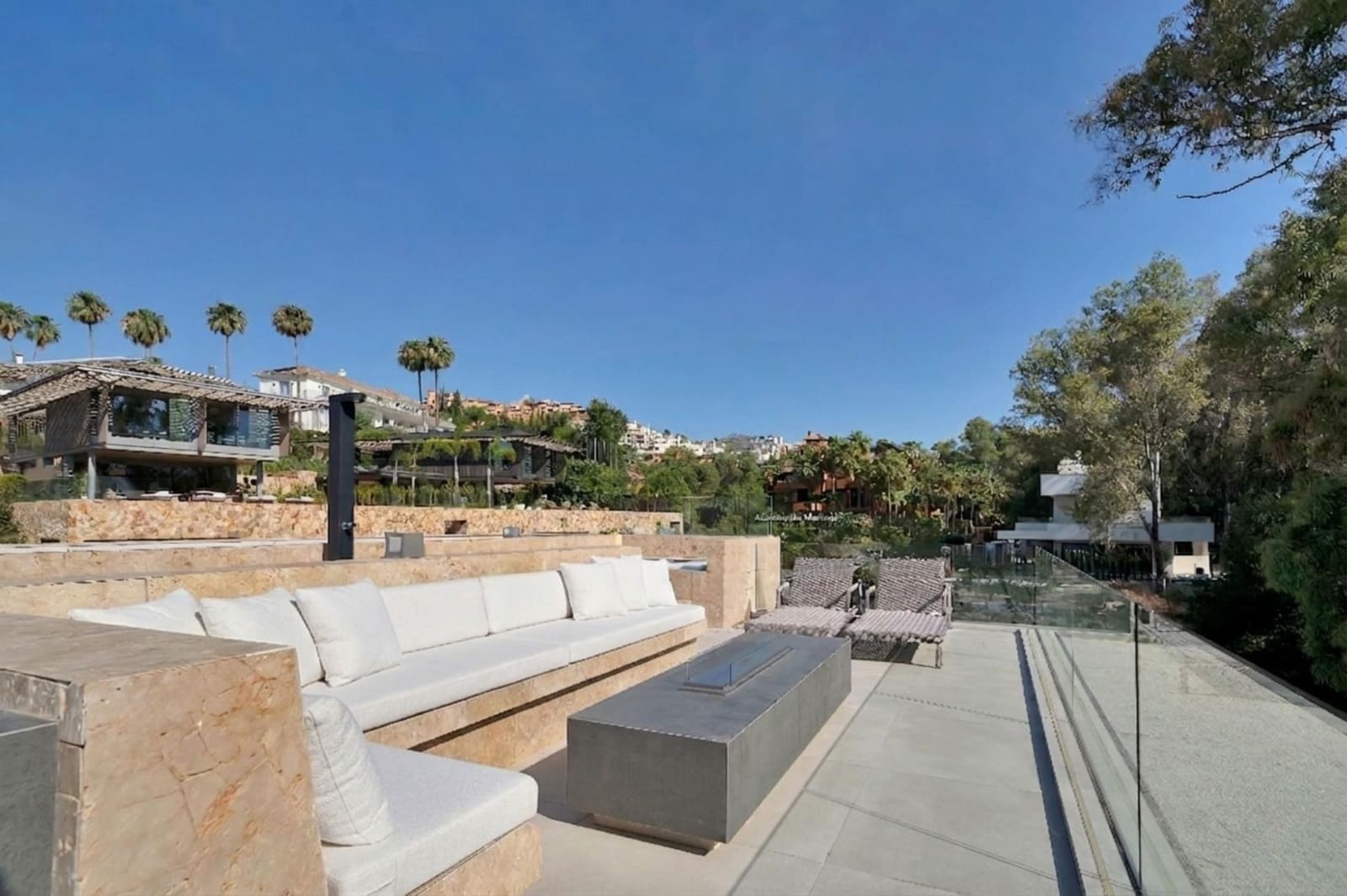 6 sovrum Villa att hyra i Nueva Andalucia med pool garage - 30 000 € (Ref: 9920620)