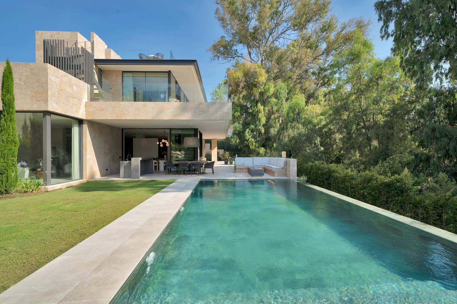 6 sovrum Villa att hyra i Nueva Andalucia med pool garage - 30 000 € (Ref: 9920620)