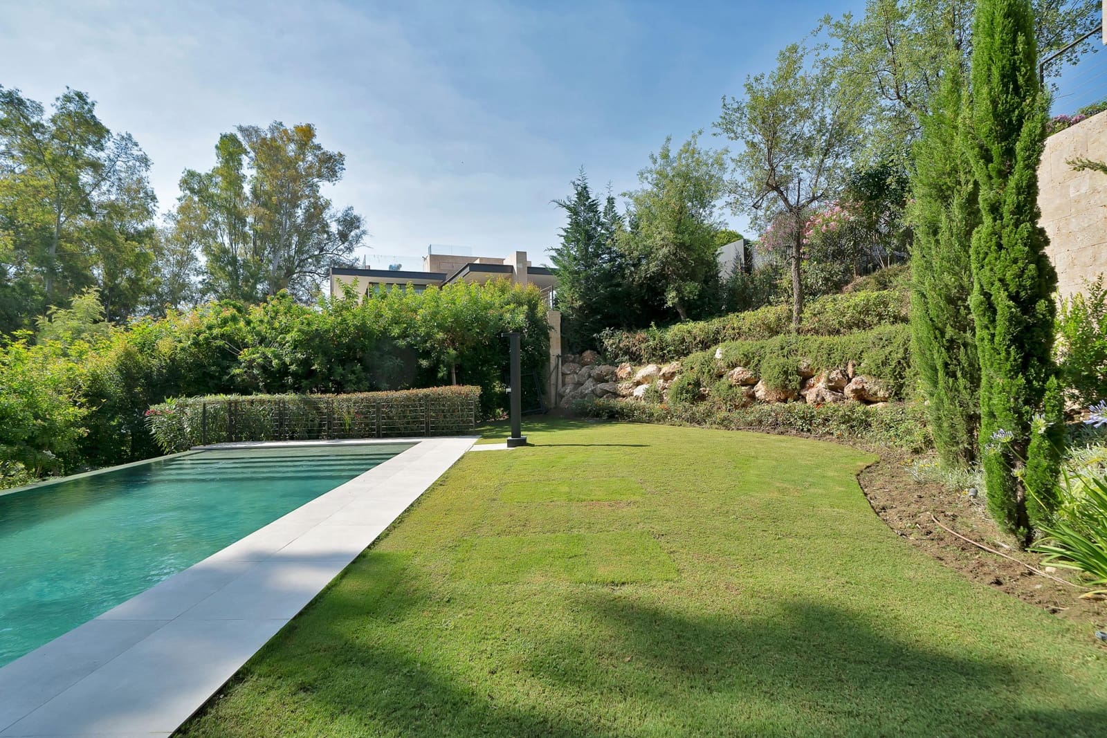6 sovrum Villa att hyra i Nueva Andalucia med pool garage - 30 000 € (Ref: 9920620)