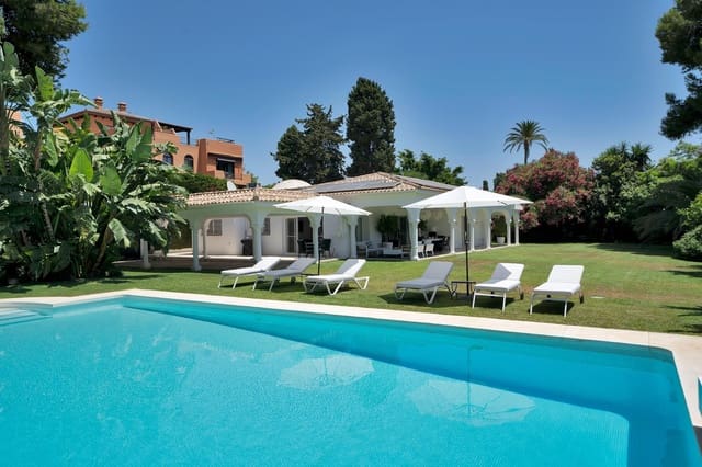 4 camera da letto Villa da affittare in El Paraiso, Estepona con piscina garage - 22.500 € (Rif: 9920621)