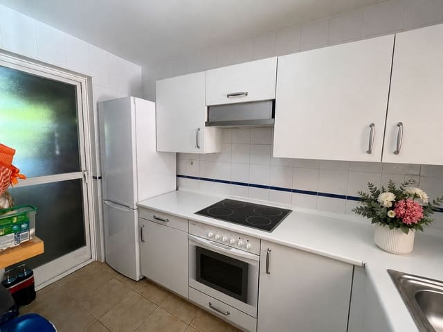 2 soverom Leilighet til salgs i Mijas Costa, Mijas med garasje - € 318 000 (Ref: 9922531)