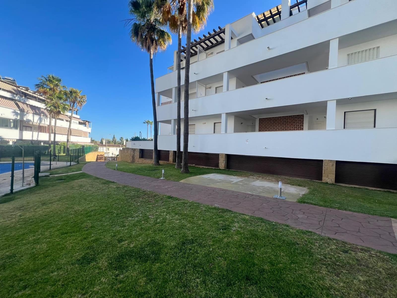 2 soverom Leilighet til salgs i Mijas Costa med garasje - € 318 000 (Ref: 9922531)