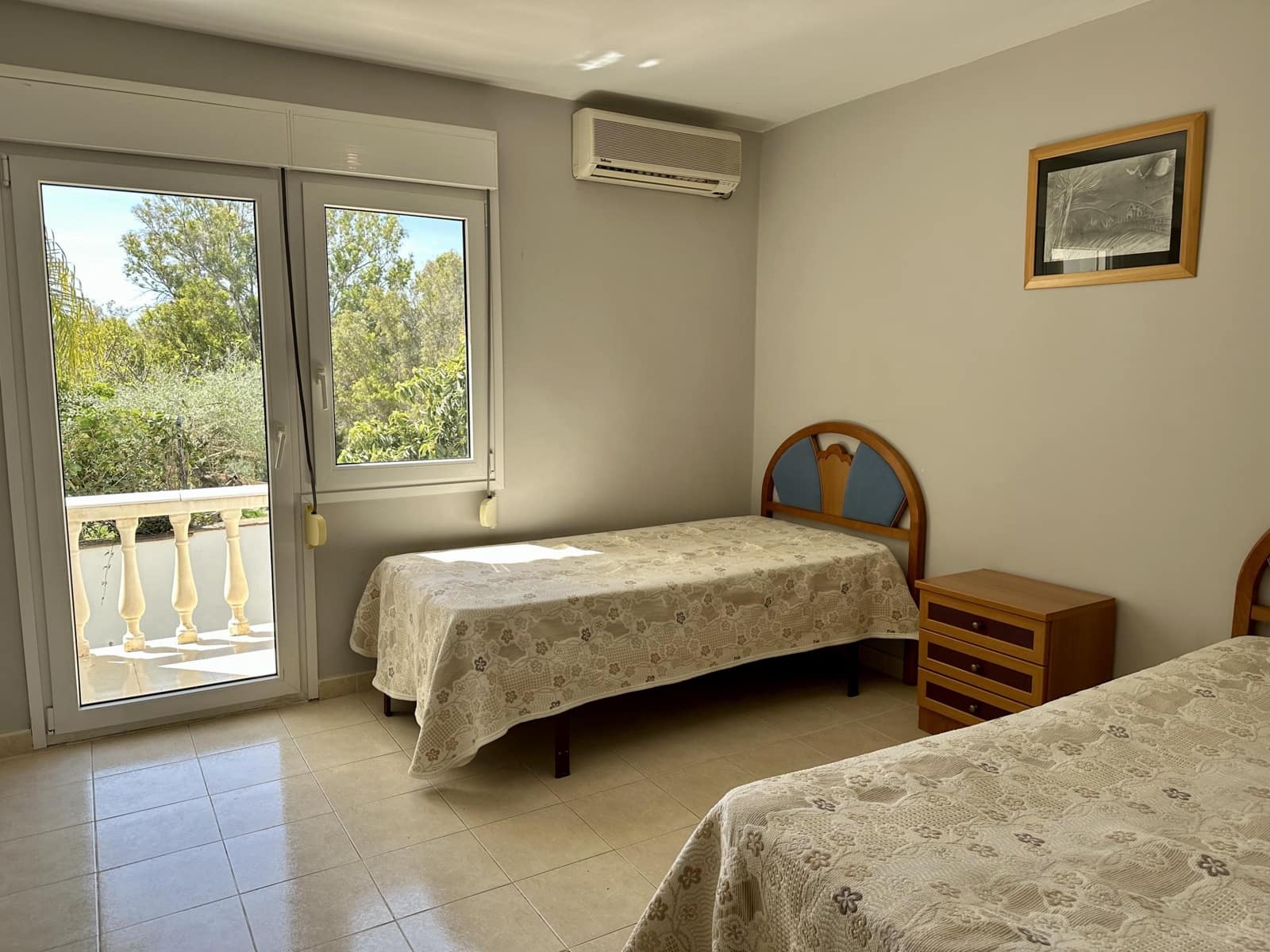 3 bedroom Villa for sale in Marbella with pool garage - € 975,000 (Ref: 9922532)