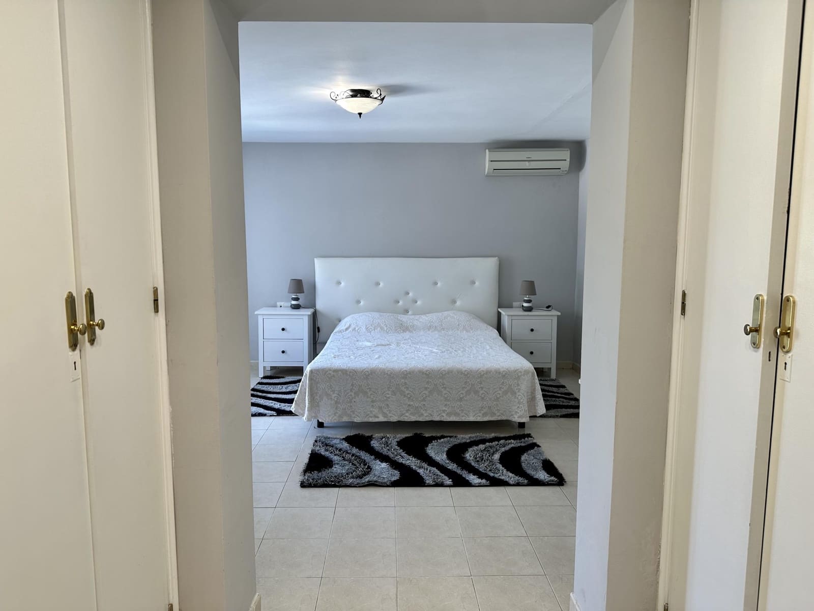 3 bedroom Villa for sale in Marbella with pool garage - € 975,000 (Ref: 9922532)