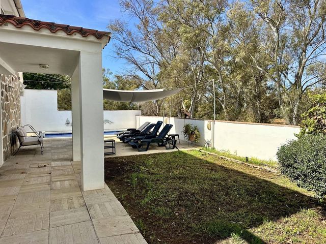 3 makuuhuone Huvila myytävänä paikassa Marbella mukana uima-altaan 
autotalli - 889 000 € (Ref: 9922532)