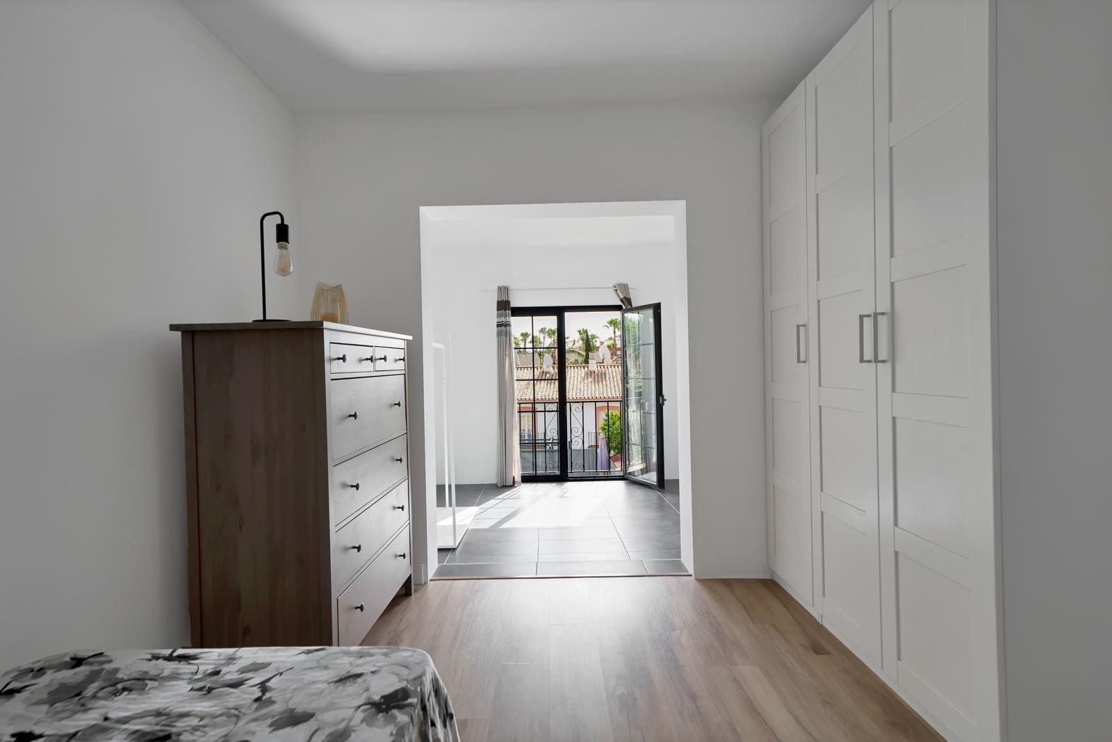 3 soverom Rekkehus til salgs i Estepona med garasje - € 439 000 (Ref: 9924746)
