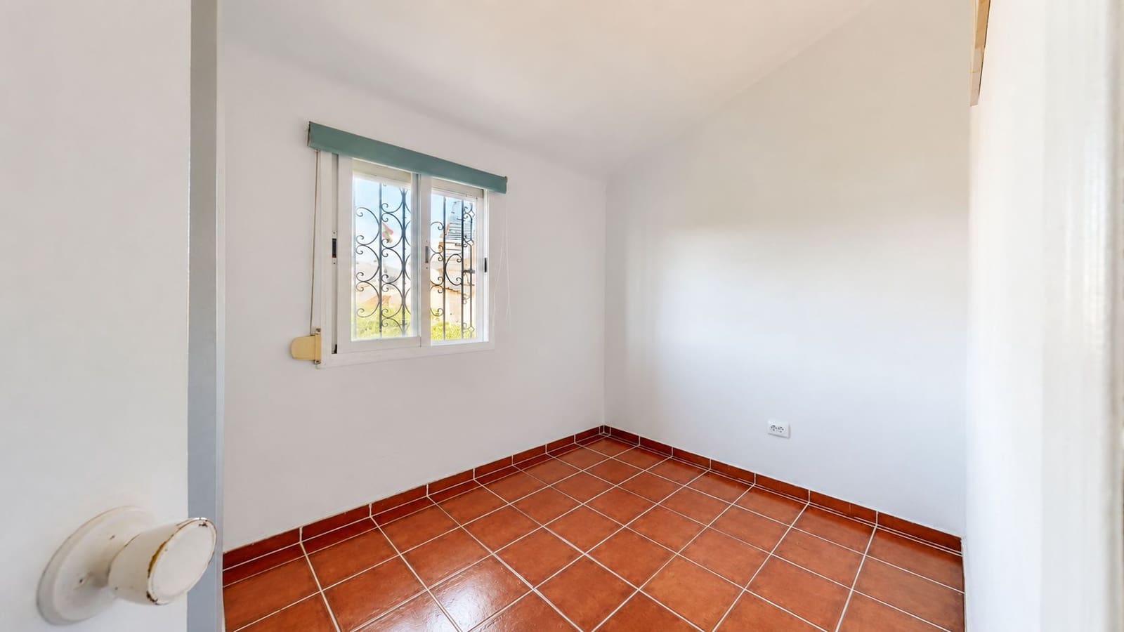 3 chambre Villa/Maison Mitoyenne à vendre à Atalaya-Isdabe avec piscine - 320 000 € (Ref: 9927642)
