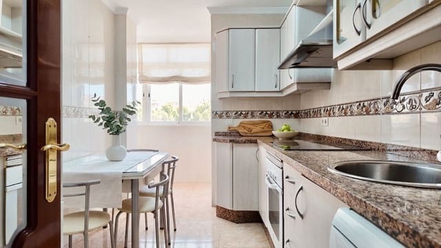 4 chambre Appartement à vendre à Malaga ville avec garage - 399 000 € (Ref: 9929573)