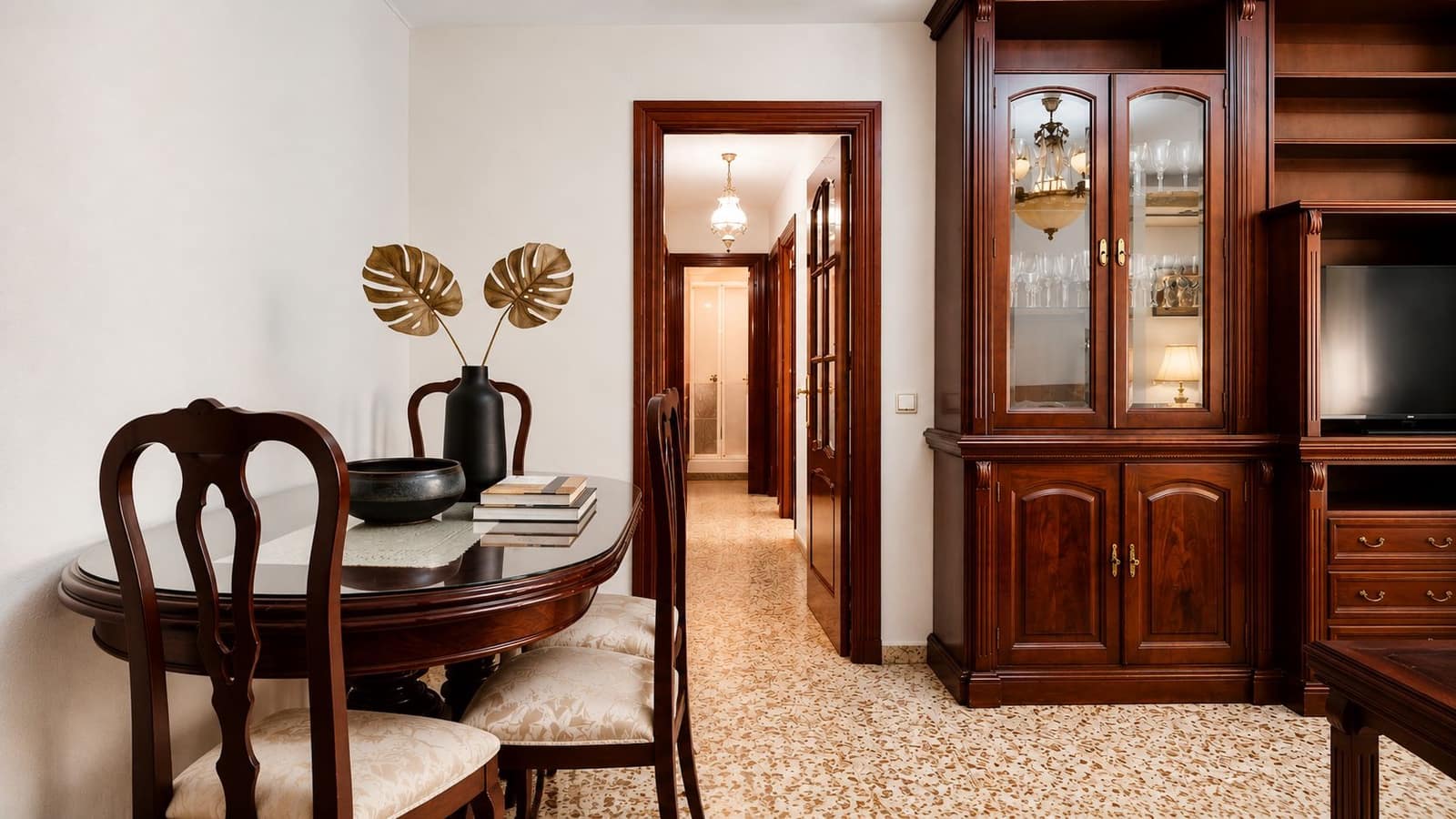 4 slaapkamer Appartement te koop in Malaga stad met garage - € 399.000 (Ref: 9929573)