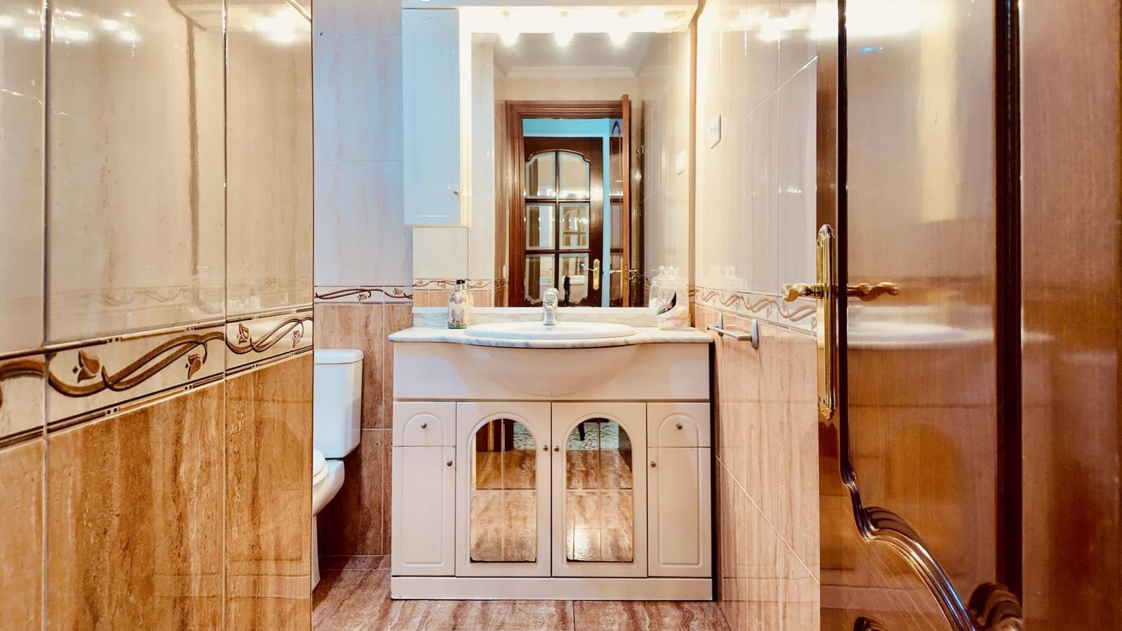 4 slaapkamer Appartement te koop in Malaga stad met garage - € 399.000 (Ref: 9929573)