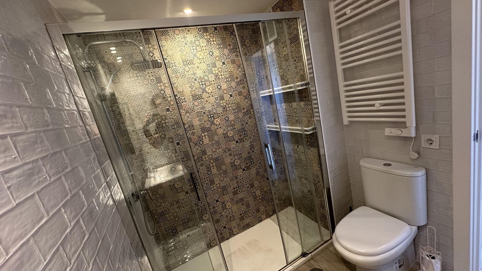 3 Zimmer Apartment zu vermieten in Fuengirola mit Pool Garage - 2.000 € (Ref: 9929574)