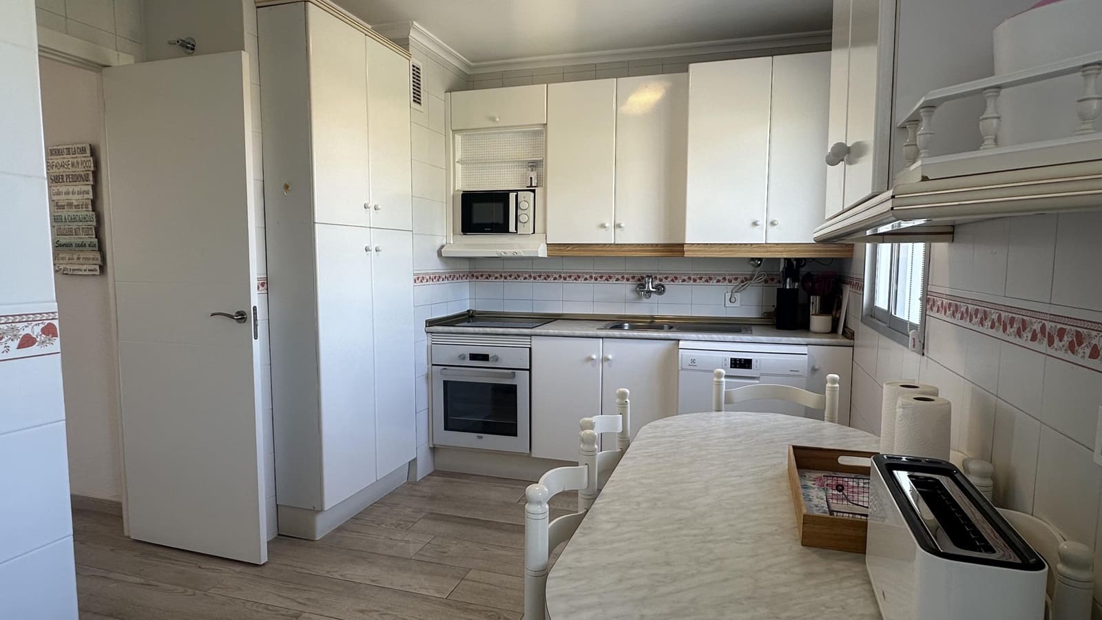 3 Zimmer Apartment zu vermieten in Fuengirola mit Pool Garage - 2.000 € (Ref: 9929574)