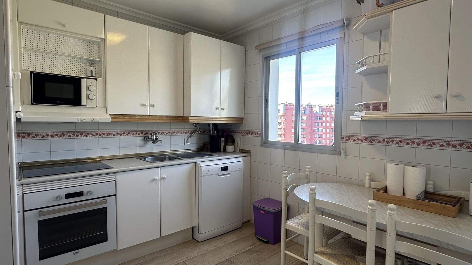 3 Zimmer Apartment zu vermieten in Fuengirola mit Pool Garage - 2.000 € (Ref: 9929574)