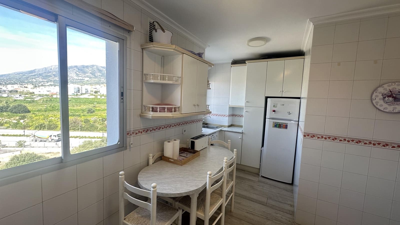 3 Zimmer Apartment zu vermieten in Fuengirola mit Pool Garage - 2.000 € (Ref: 9929574)