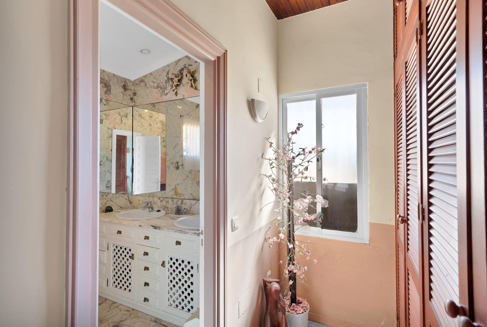 4 chambre Villa/Maison à vendre à Estepona avec piscine garage - 1 998 000 € (Ref: 9938381)
