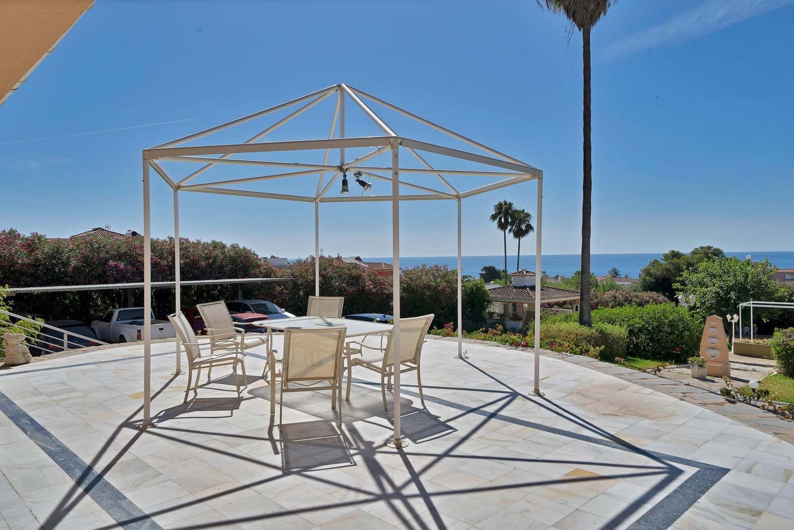 4 chambre Villa/Maison à vendre à Estepona avec piscine garage - 1 998 000 € (Ref: 9938381)