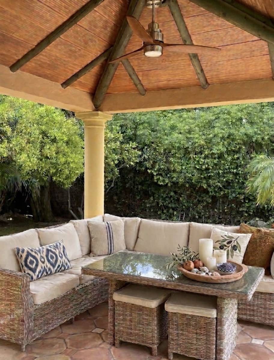4 Zimmer Villa zu vermieten in El Paraiso mit Pool Garage - 7.000 € (Ref: 9940645)