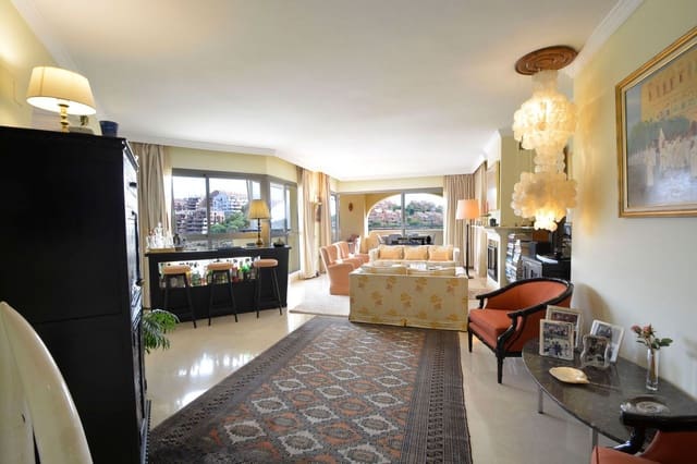 3 bedroom Penthouse for sale in Elviria, Marbella with pool garage - € 625,000 (Ref: 9948113)