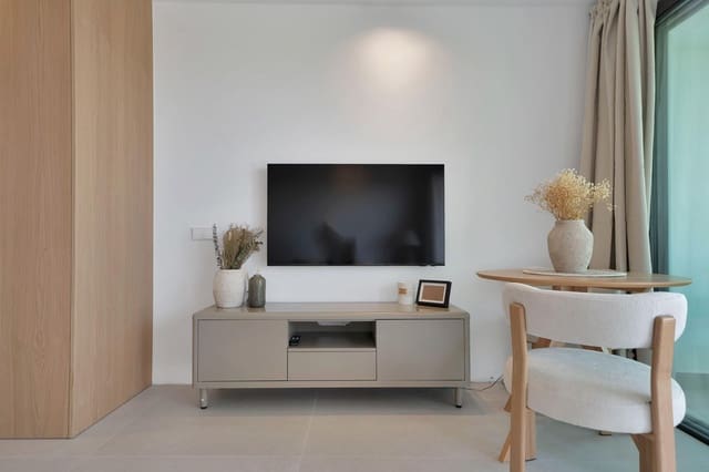 Studio til salgs i Marbella med svømmebasseng garasje - € 349 000 (Ref: 9950006)