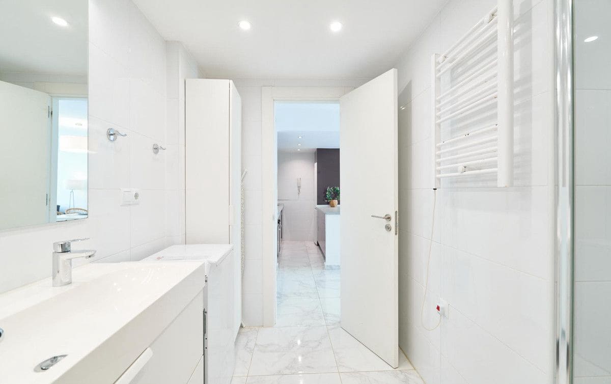 2 slaapkamer Appartement te koop in Marbella - € 460.000 (Ref: 9950007)