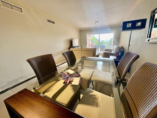 2 sovrum Lägenhet att hyra i Marbella med pool garage - 2 600 € (Ref: 9952802)