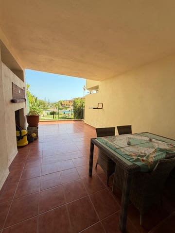 2 bedroom Apartment for rent in Marbella with pool garage - € 2,600 (Ref: 9952802)