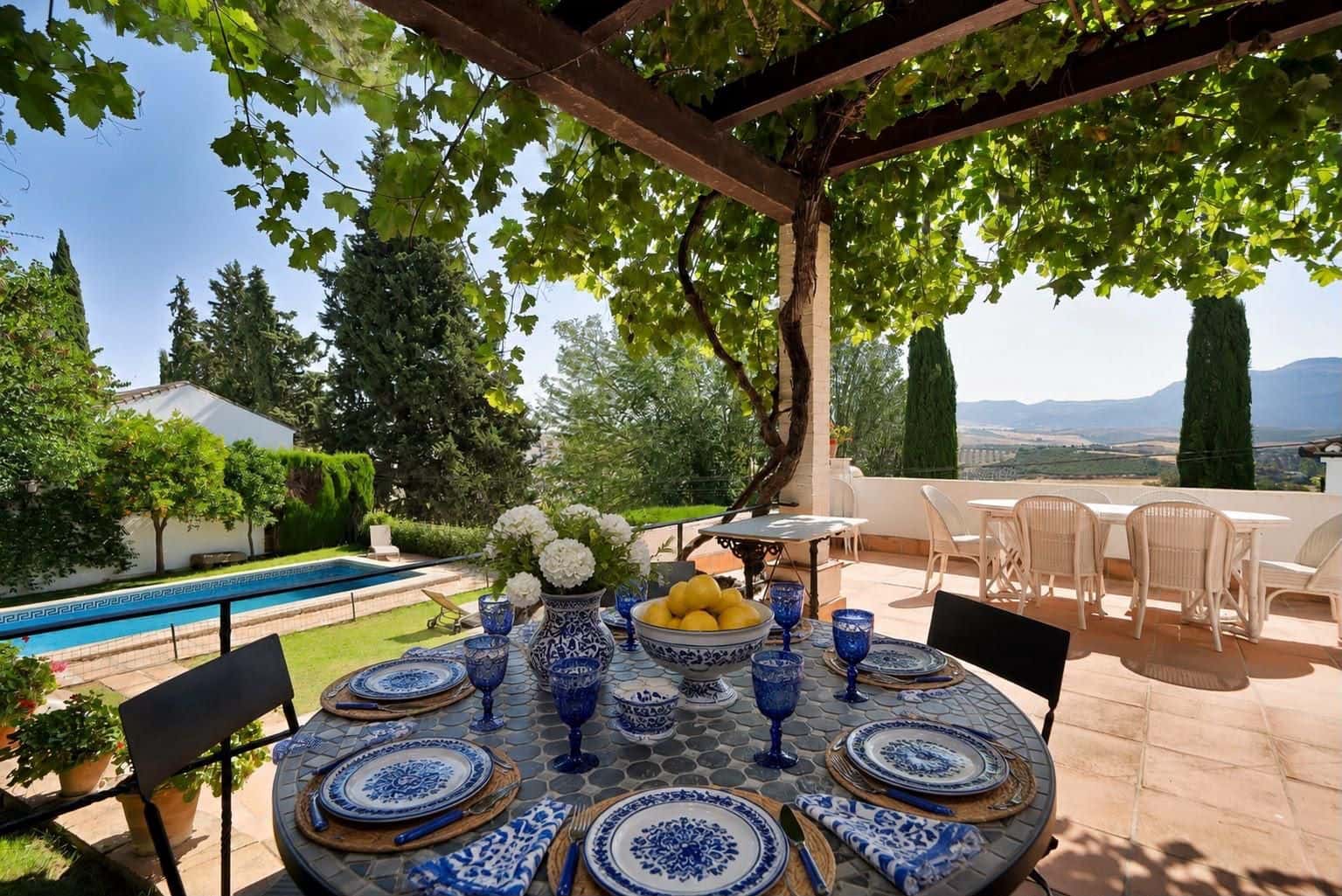 5 bedroom Villa for sale in Ronda with pool garage - € 1,160,000 (Ref: 9958131)