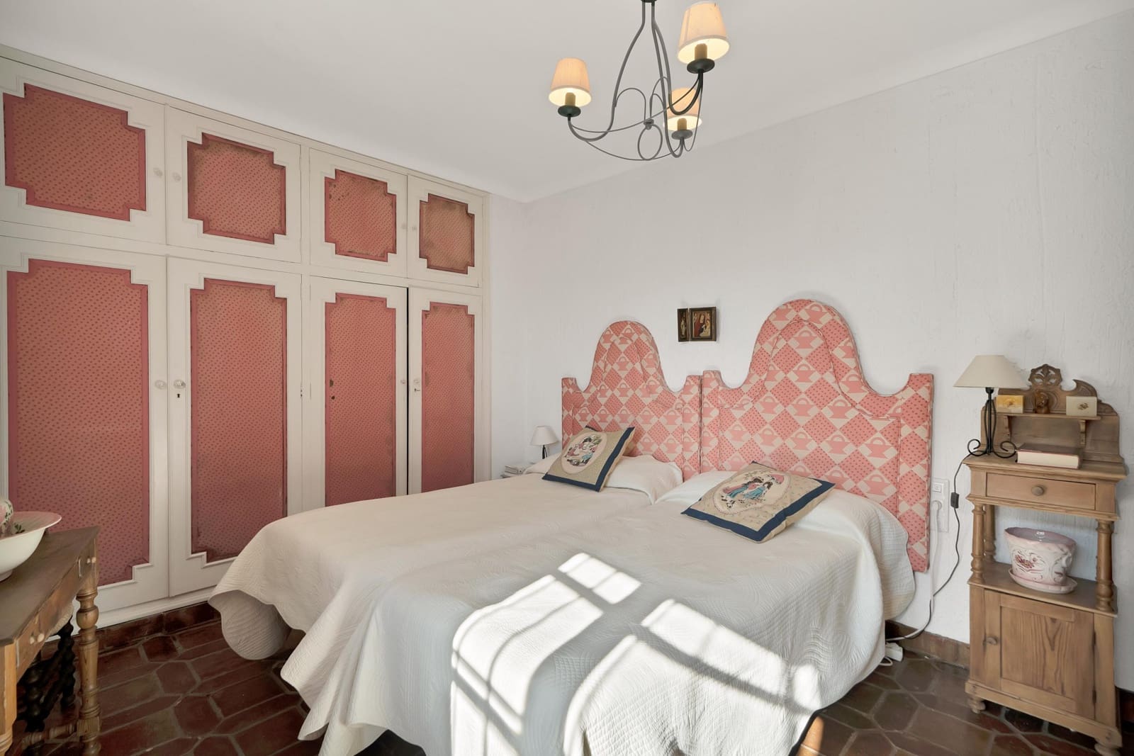 5 bedroom Villa for sale in Ronda with pool garage - € 1,160,000 (Ref: 9958131)