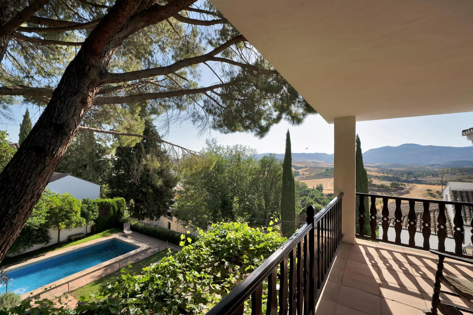 5 bedroom Villa for sale in Ronda with pool garage - € 1,160,000 (Ref: 9958131)